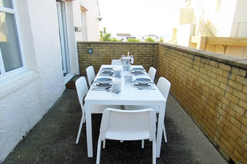 Plas Darien-3 Bed Apt- Sea Views - Sleeps 5 Trearddur Exterior foto